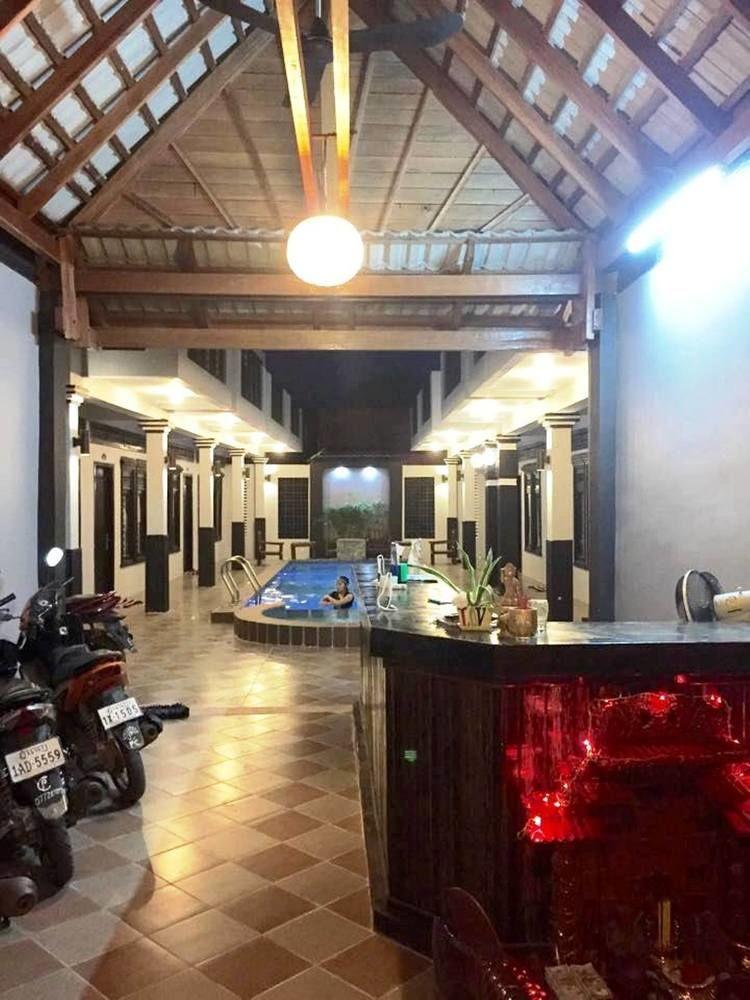 Vibola Guesthouse Kampot Buitenkant foto