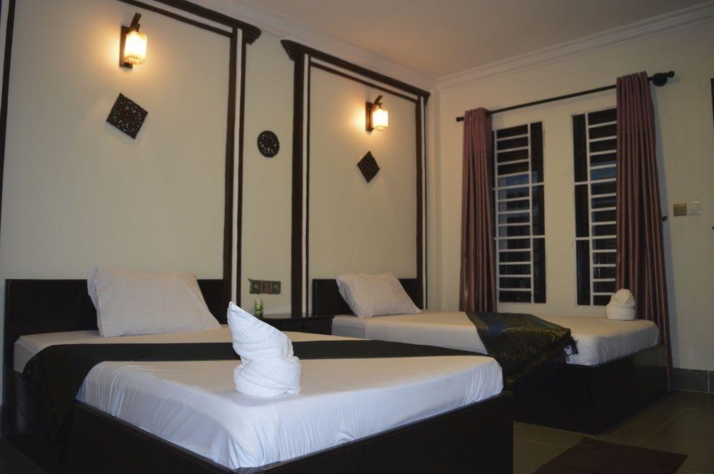 Vibola Guesthouse Kampot Buitenkant foto