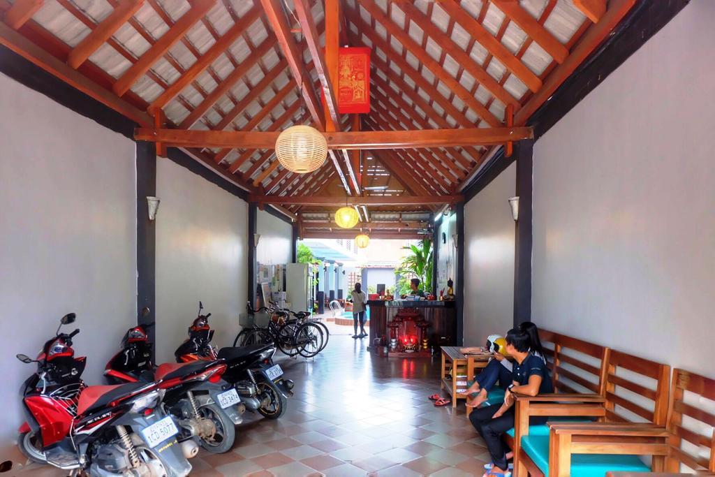 Vibola Guesthouse Kampot Buitenkant foto